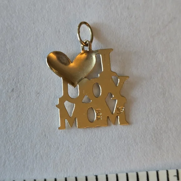Gold 14K Mini I Love Mom Necklace Pendant Sentimental Jewelry - Picture 2 of 2